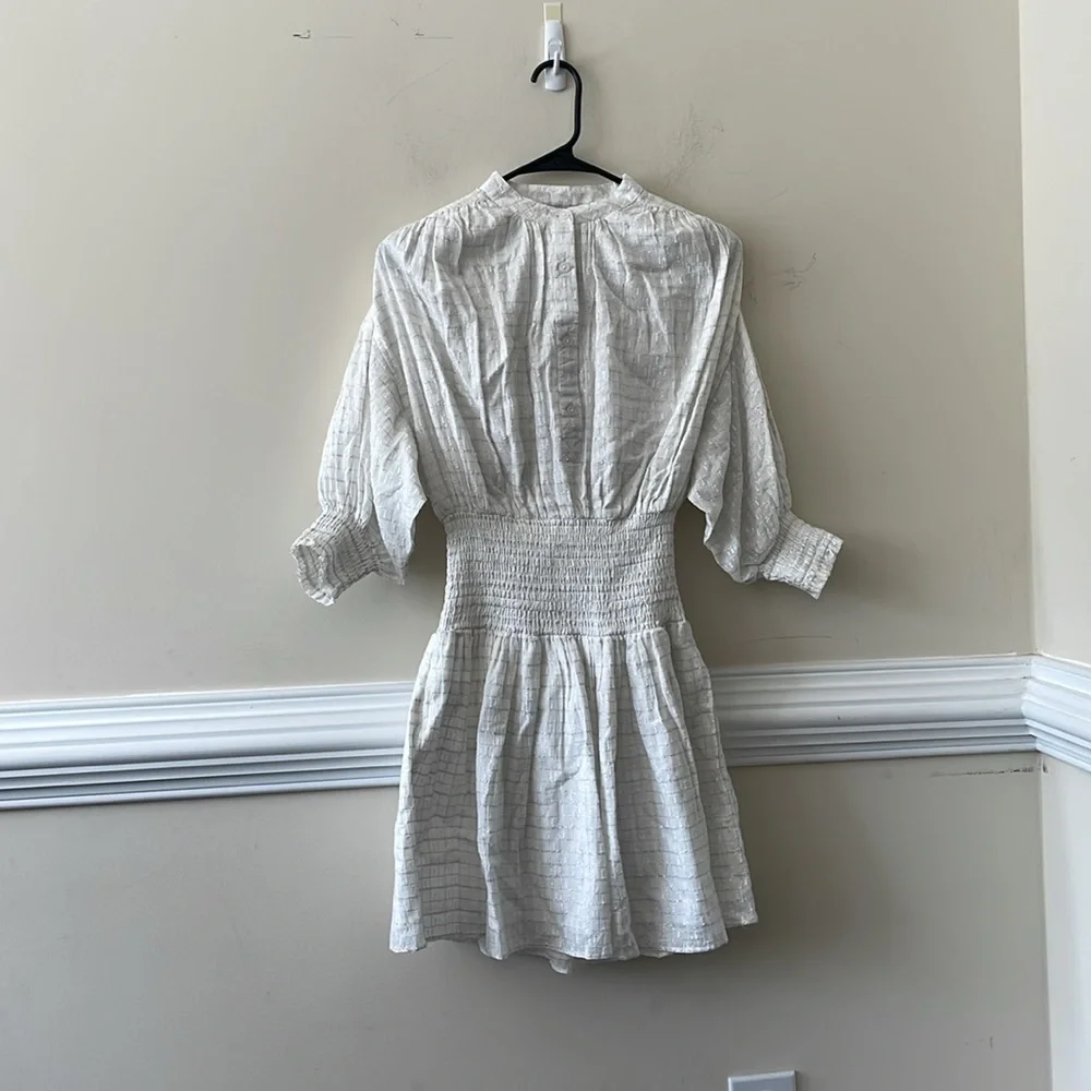 NEVER A WALLFLOWER Women's Smocked Waist Dress - Picture 5 of 7